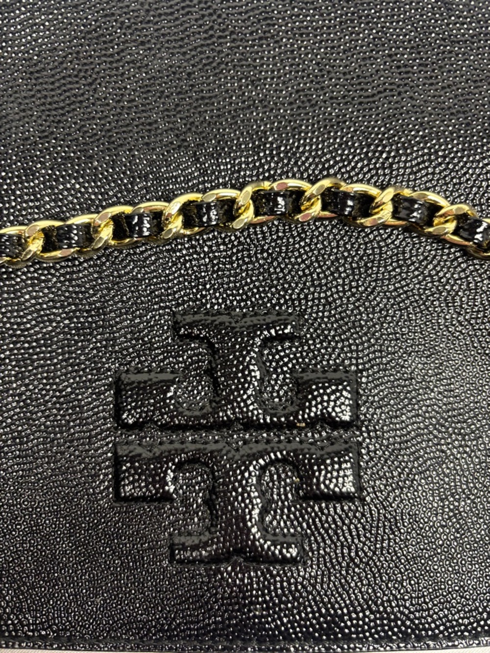 Tory Burch Black Leather w Shine Print Shoulder Bag with Gold Chain - Picture 2 of 14